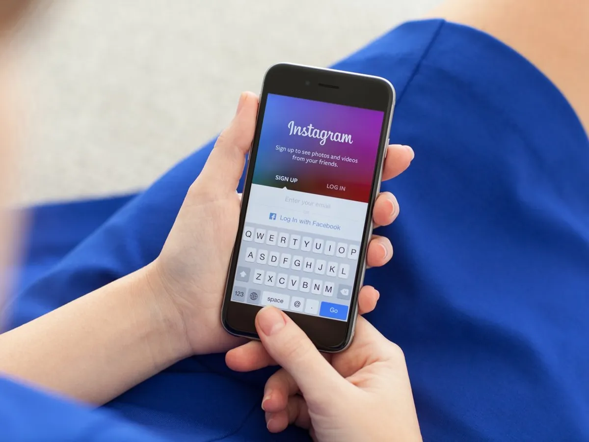 How to Clear Instagram Search Suggestions When Typing